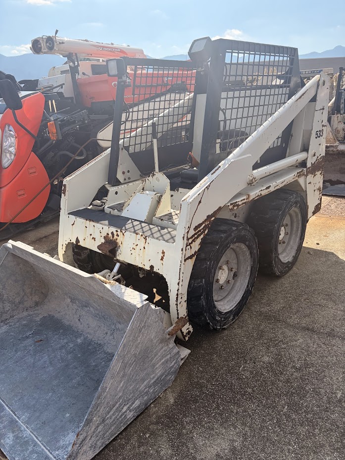 Bobcat ボブキャット 533