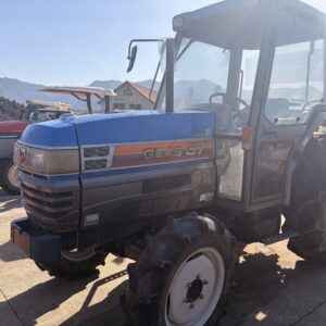 イセキ　GEAS37  2270ｈ キャビンお探しの方は是非！！